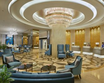 Taj Skyline Ahmedabad - Ahmedabad - Lobby