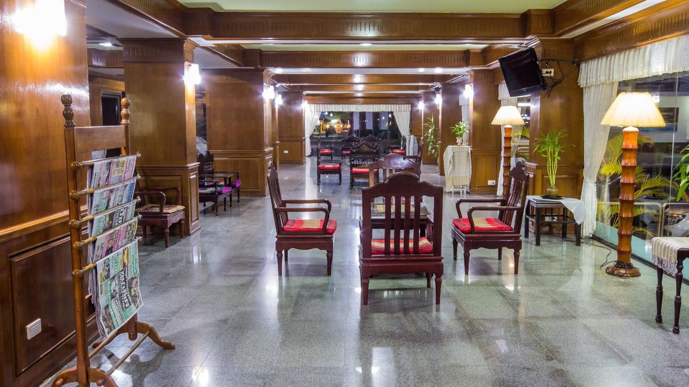 Imperial Sakon Hotel