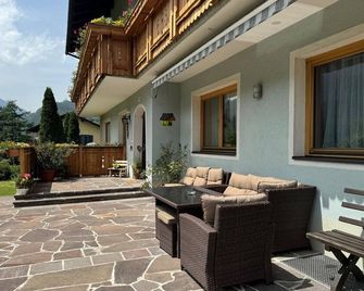 Double room 'Goldeck view' - Landhaus Königsreiner - Reißeck - Patio