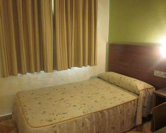 Hotel Totana Sur - Totana - Slaapkamer