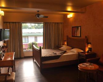 Club Mahindra Saj Mahabaleshwar - Mahabaleshwar - Soveværelse