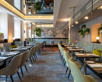 Leonardo Royal Hotel Berlin Alexanderplatz - Berliini - Ravintola