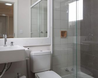 Apart Hotel Garibaldi - Porto Alegre - Bathroom