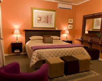 Primavera Guest House - בלואמפונטיין - חדר שינה