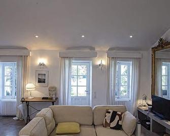 Exceptional location, charming house on the banks of the Loire - Champtoceaux - Wohnzimmer