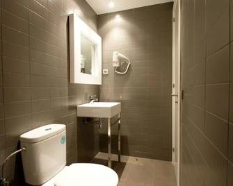 هوستال إكسبريس باي جايا رومز - برشلونة