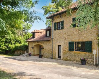 2 Bedroom Lovely Home In Vitrac - Vitrac - Edificio