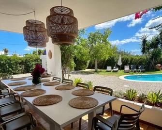 Lovely house with private pool, BBQ, AC, WiFi in Playa d' en Bossa - Sant Josep de sa Talaia - Pool