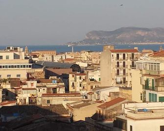 Sky Sleeping - Palermo - Außenansicht
