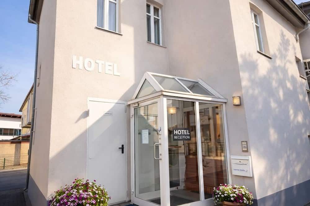 Hotel Nassauer Hof - Zeilsheim - Будівля