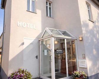 Hotel Nassauer Hof Frankfurt Zeilsheim - Zeilsheim - Gebäude