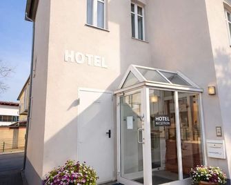 Hotel Nassauer Hof - Zeilsheim - Будівля