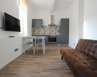 Studio proche de la mer - Portel-des-Corbières - Sala de estar