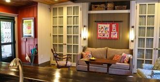 Little House Nashville - Guest House - Nashville - Living room