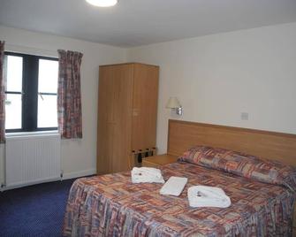 George IV Hotel - Criccieth - Спальня