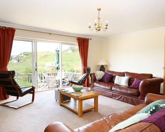 Westhaven - Mallaig - Living room