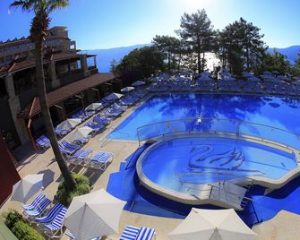 Labranda Mares Marmaris Hotel - İçmeler - Pool