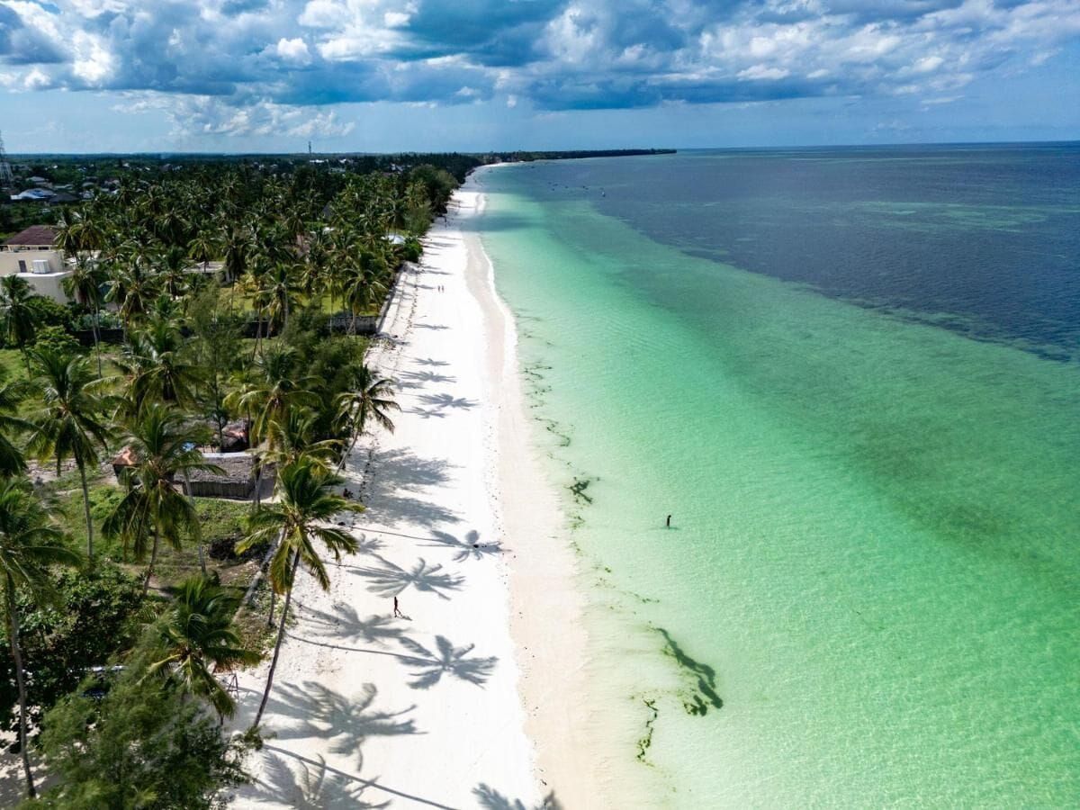 Manolo Beach Resort - Uroa - Strand