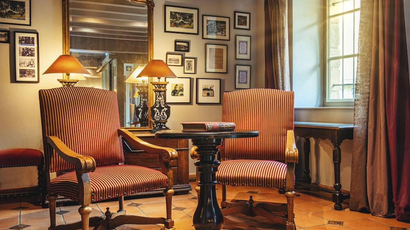 أوتل لو دونجون - كويور دي لا سيتي ميديفال