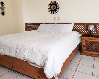 The Halfway Inn - Guerrero Negro - Habitación