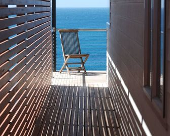 Infinity Beach House - Penneshaw - Balkón