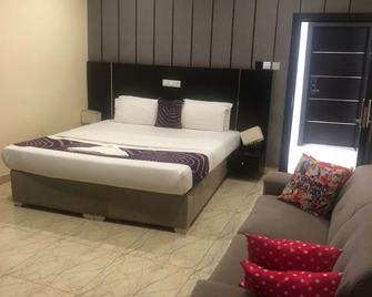 Sinclair Hotel - Ilorin - Bedroom