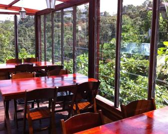 Mile 36 Lodge - Ranau - Essbereich