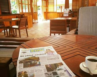 Boro Bay Hotel - Borongan - Restaurant