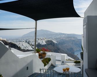 Zenith Blue Traditional Houses - Imerovigli - Ban công