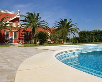Bed & Breakfast Villa Michela Alezio - Alezio - Zwembad