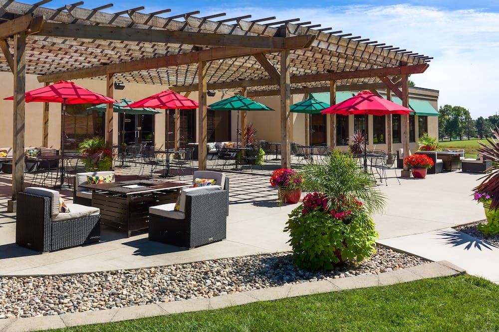 Lake Okoboji Resort and Conference Center - Okoboji - Patio