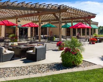 Lake Okoboji Resort and Conference Center - Okoboji - Patio