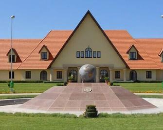 Appartement des Cigognes - Ifrane - Building