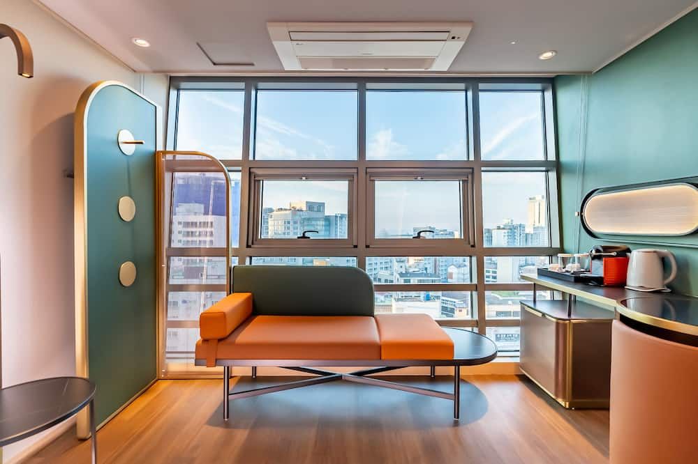 إل آ اد ونيرال هوتل