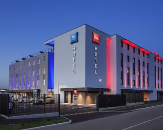 ibis budget Sens - Sens - Budova