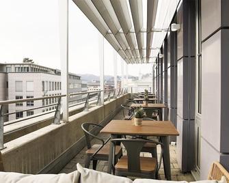 Hotel Work Life Residence Am Bahnhof - Winterthur - Balcony