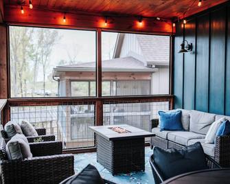 Azalea & Blackberry Cabins - Jasper - Sala de estar