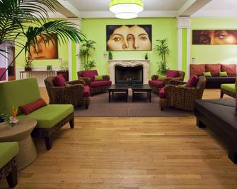 Hotel Indigo Saint Petersburg Downtown - St. Petersburg - Lounge