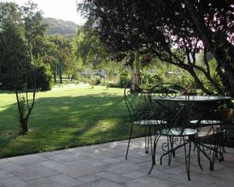 Quiet Cottage near Lac de Madine with Garden and Terrace - Vigneulles-lès-Hattonchâtel - Patio