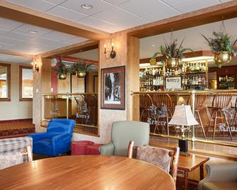 Best Western Plus Concord Inn - Minocqua - Бар