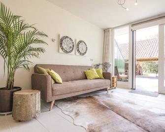 B&B Louisehoeve - Woerden - Living room
