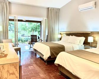 Opacifico Hotel Boutique - Lepanto - Bedroom