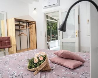 A garden among vineyards, for 6 - Urunuela - Phòng ngủ