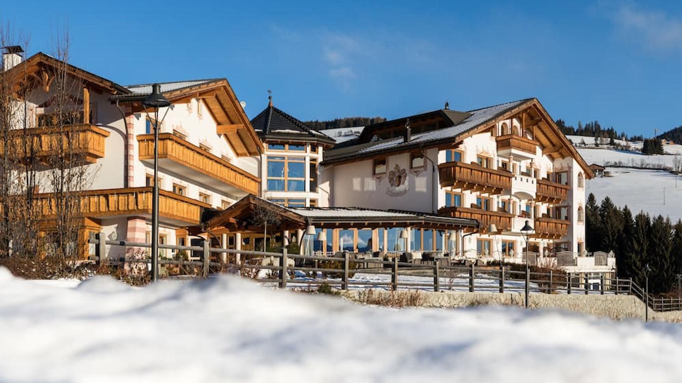 هوتل لاركينهوف