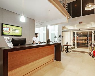 Camboriu Express - Balneário Camboriú - Front desk