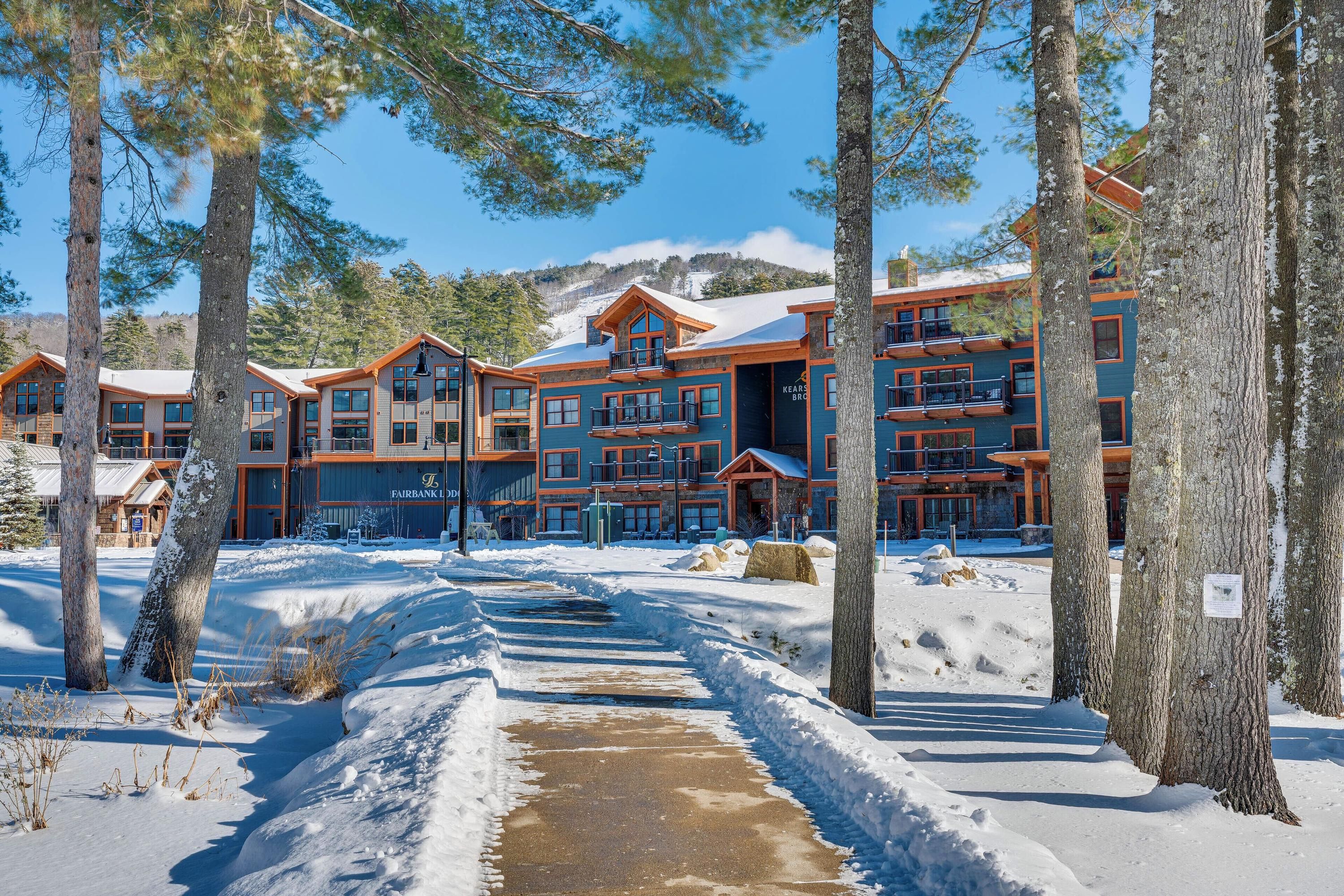 Ski-Inandski-Out Cranmore Mountain Resor - Conway - Building