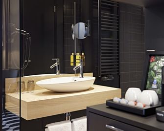 Legere Hotel Erfurt - ארפורט - חדר רחצה