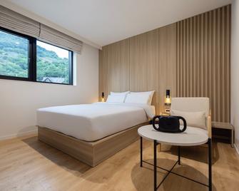 Hotel Rivmont Danyang By Annk - Condado de Danyang - Habitación