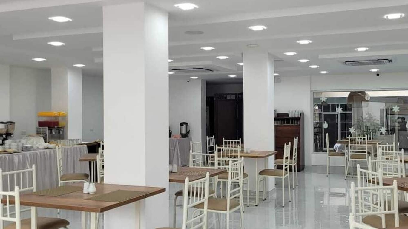 Hotel Los Almendros