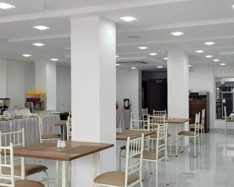 Hotel Los Almendros - Манта - Ресторан